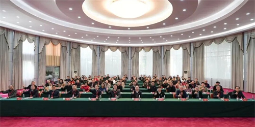 湖北省党的建设研究会民办高校专委会2025年年会召开(图14) 湖北省党的建设研究会民办高校专委会2025年年会召开(图14)